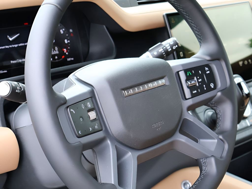 New 2026 Land Rover Defender 130 X-Dynamic SE AWD/4WD image 19