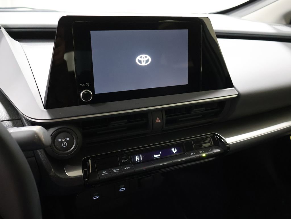 New 2026 Toyota Prius LE image 21