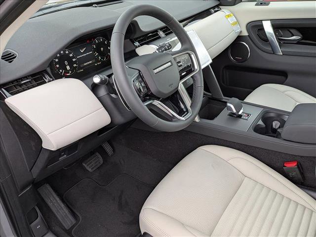 New 2025 Land Rover Discovery Sport S image 3