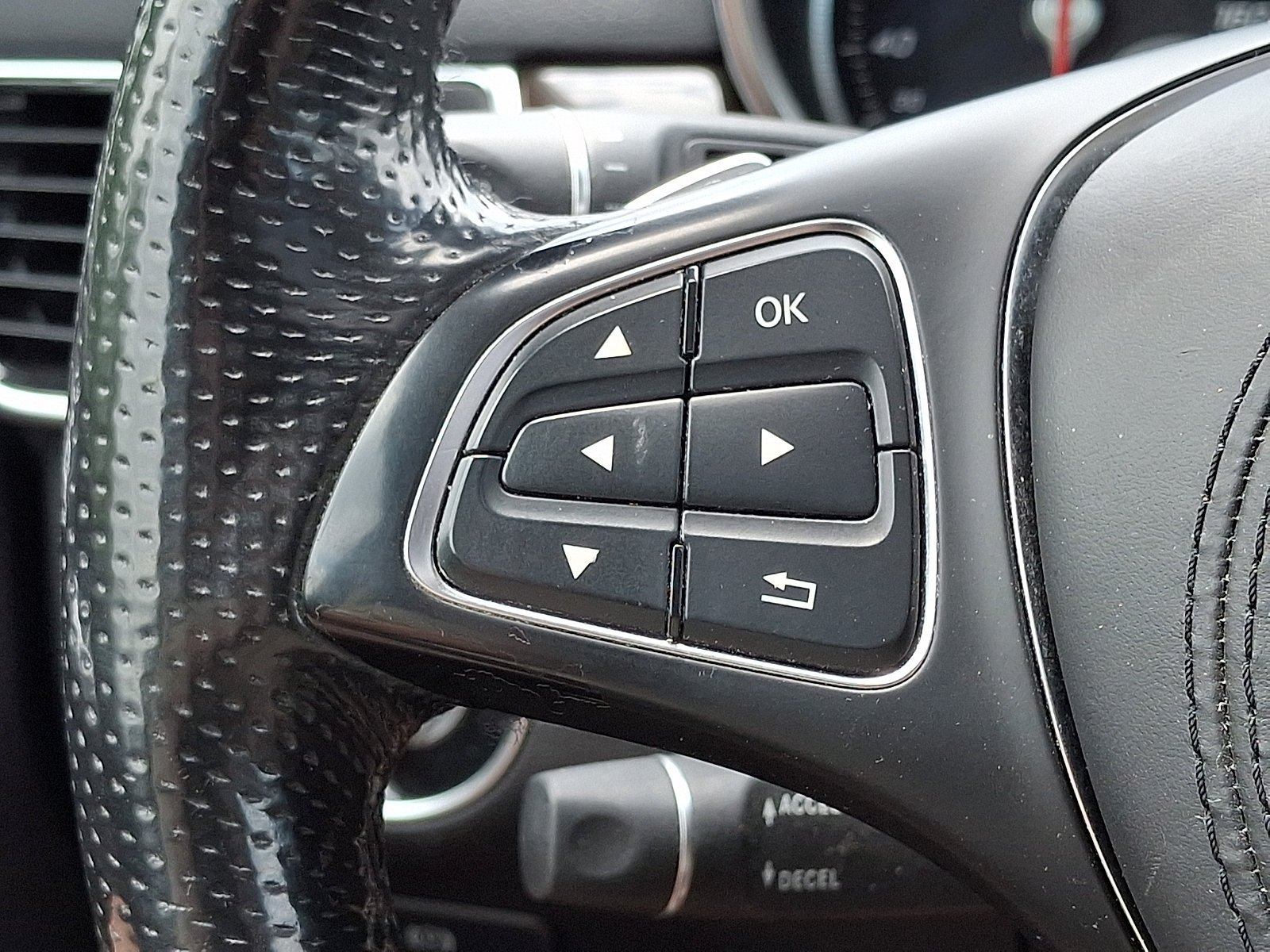 Used 2019 Mercedes-Benz GLS 450 4MATIC image 25