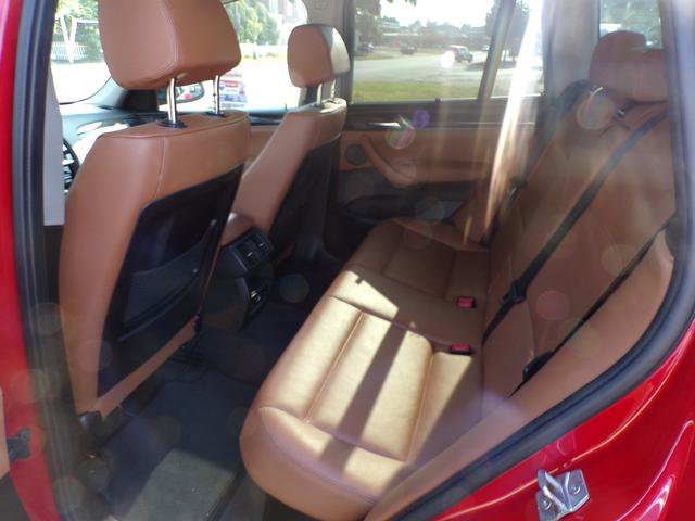 Used 2017 BMW X3 xDrive28i image 4