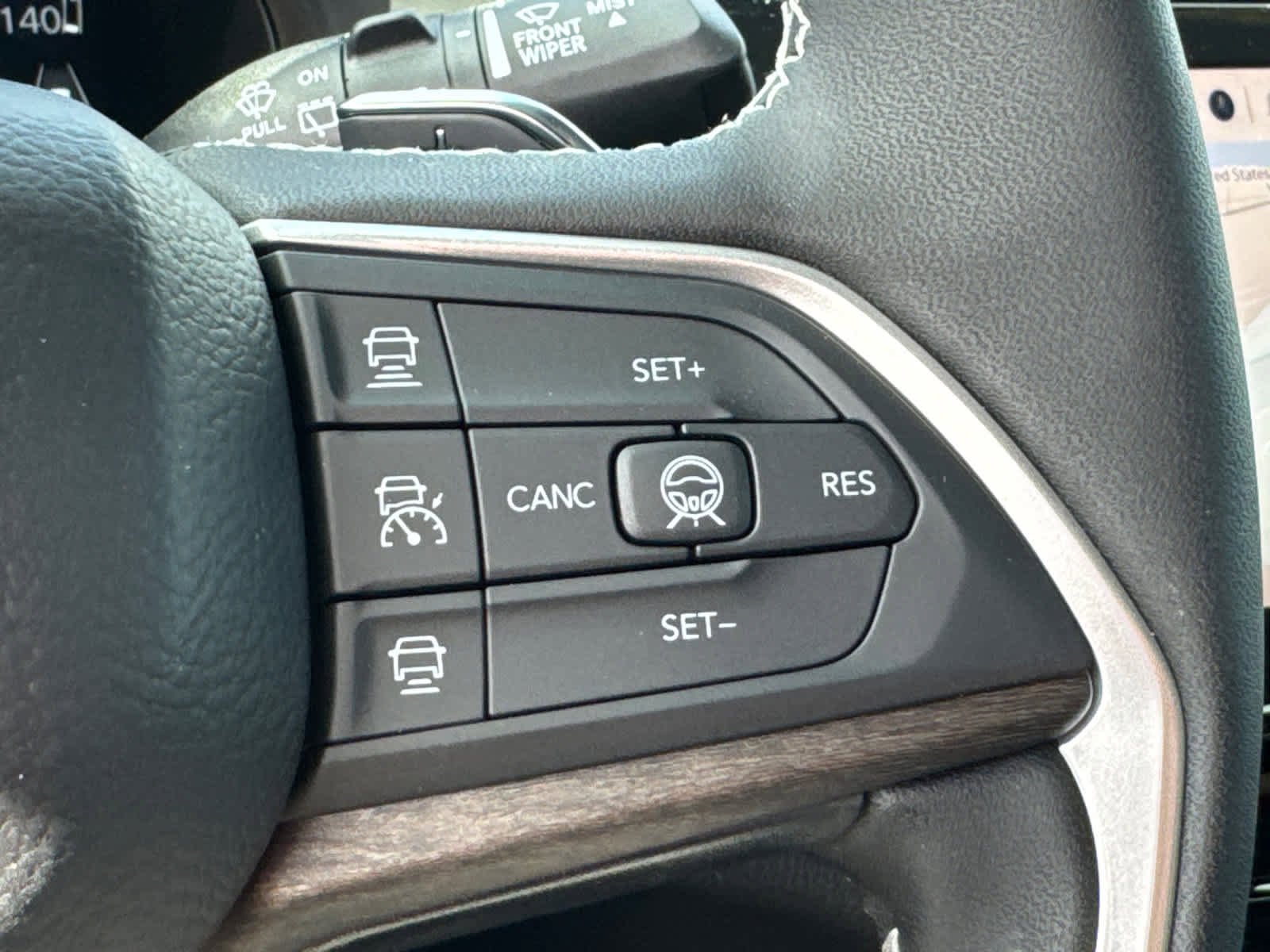 New 2026 Jeep Grand Cherokee Altitude image 21