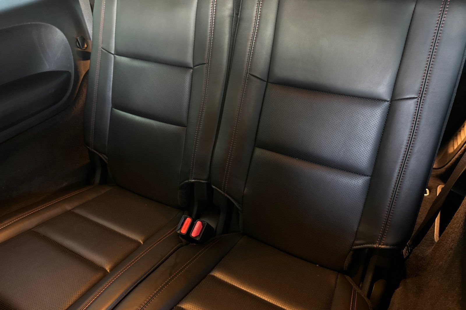 Used 2024 Dodge Durango GT RWD image 17