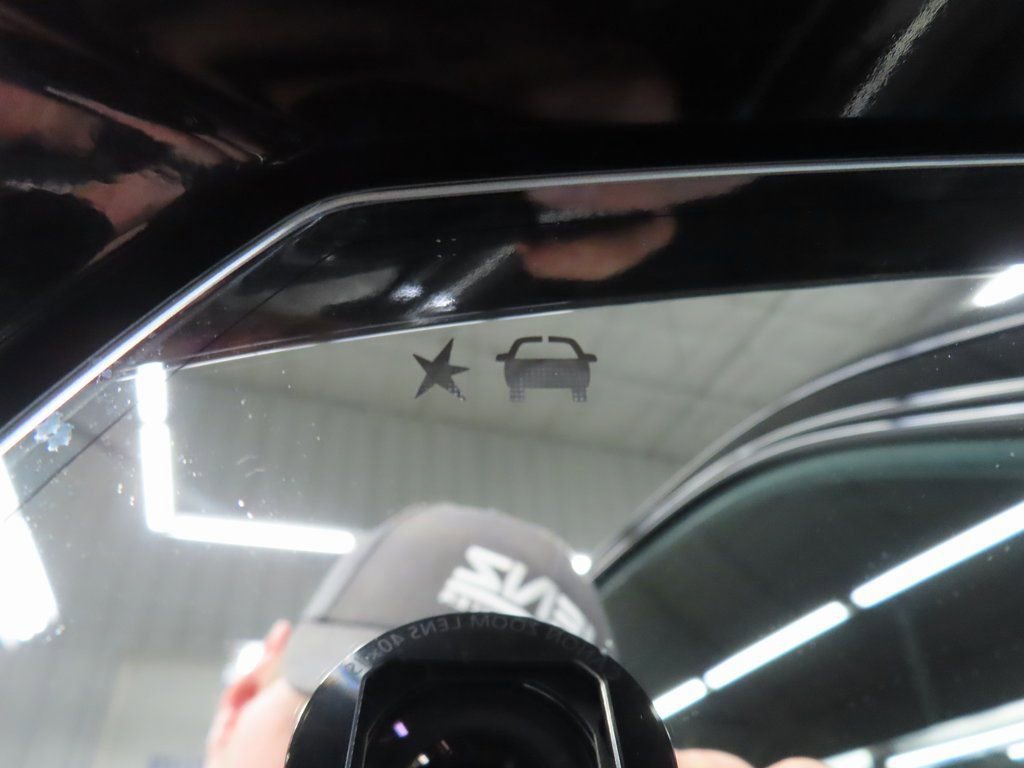 Used 2025 Chevrolet Suburban Premier AWD/4WD image 71