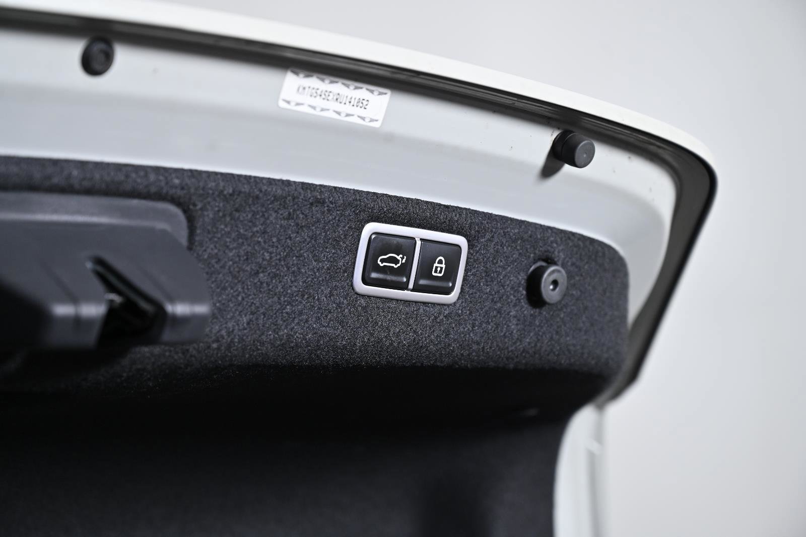 Used 2024 Genesis G70 3.3T Advanced w/ Sport Prestige Package image 42