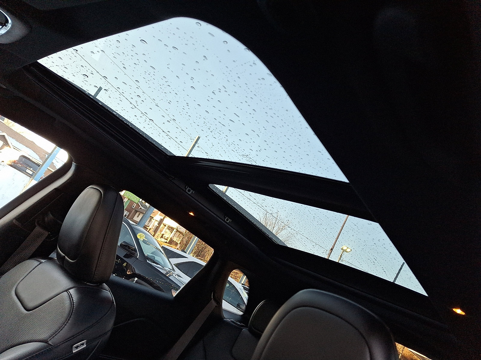 Used 2021 Jeep Cherokee Latitude Lux 80th Anniv w/ Quick Order Package 26U 80TH image 16