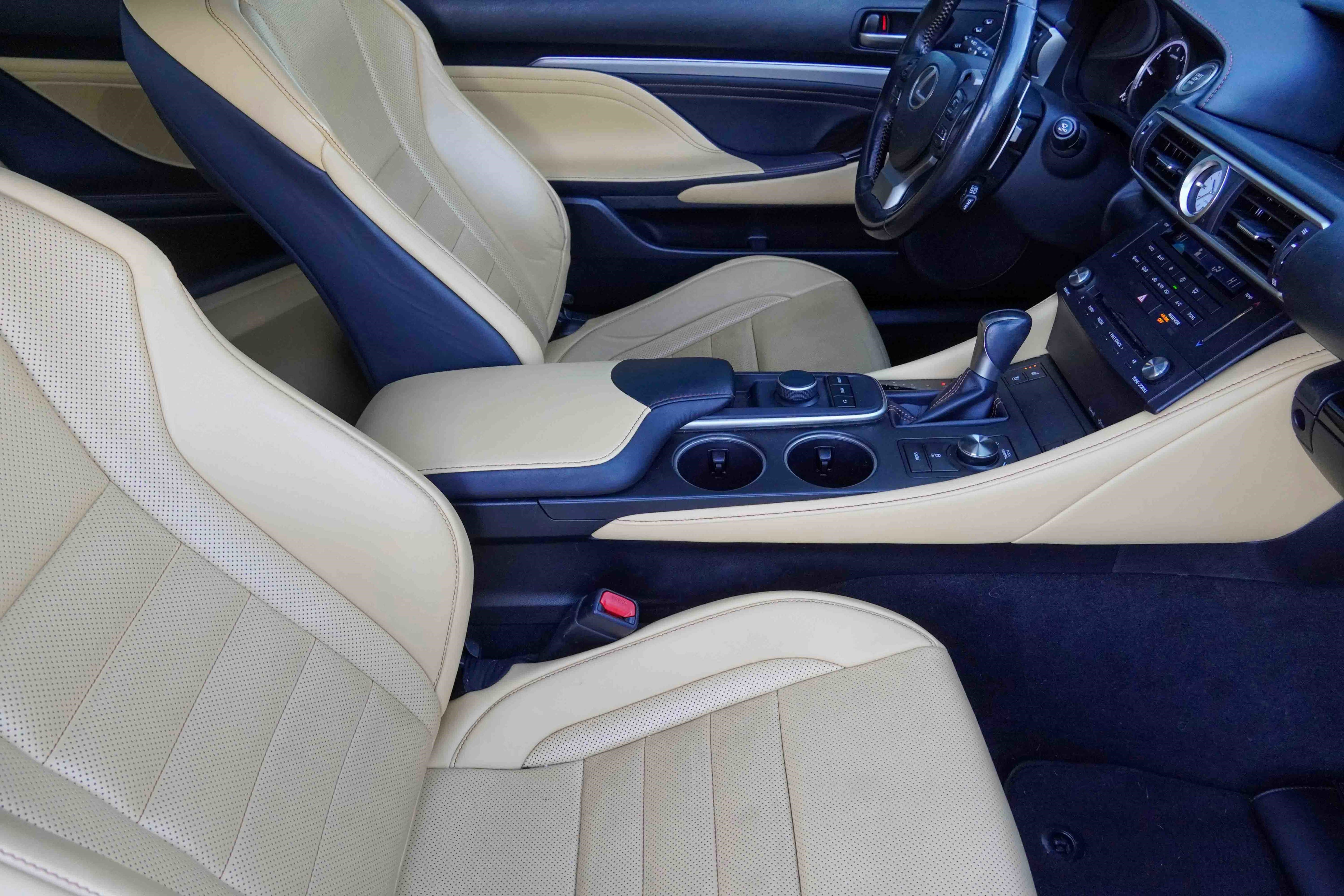 Used 2017 Lexus RC 200t image 13