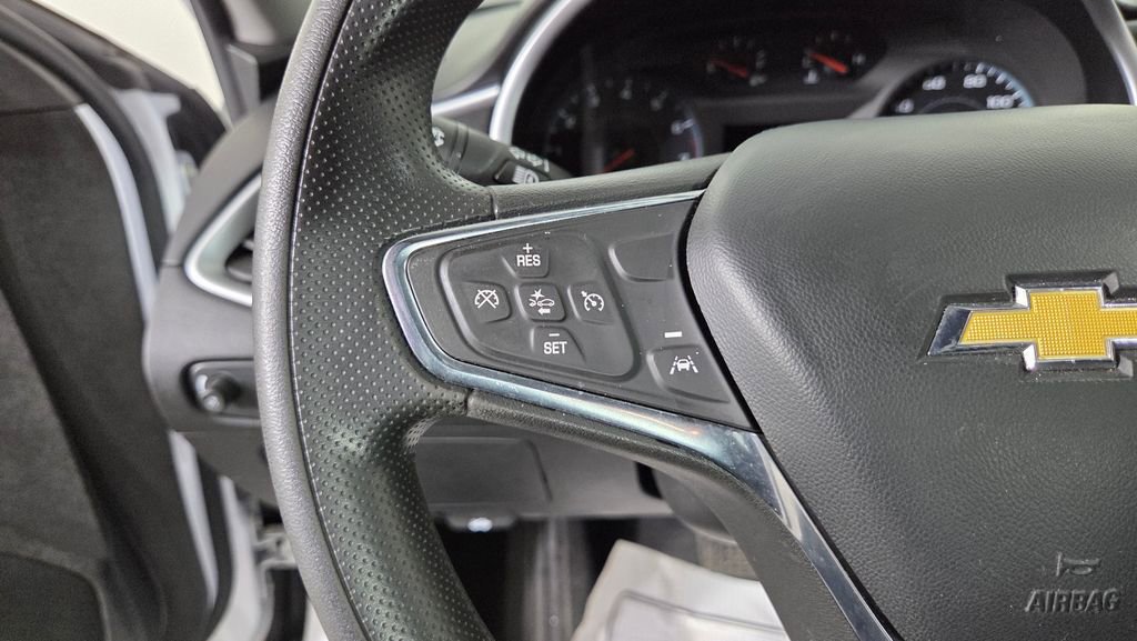 Used 2023 Chevrolet Malibu LT FWD image 16