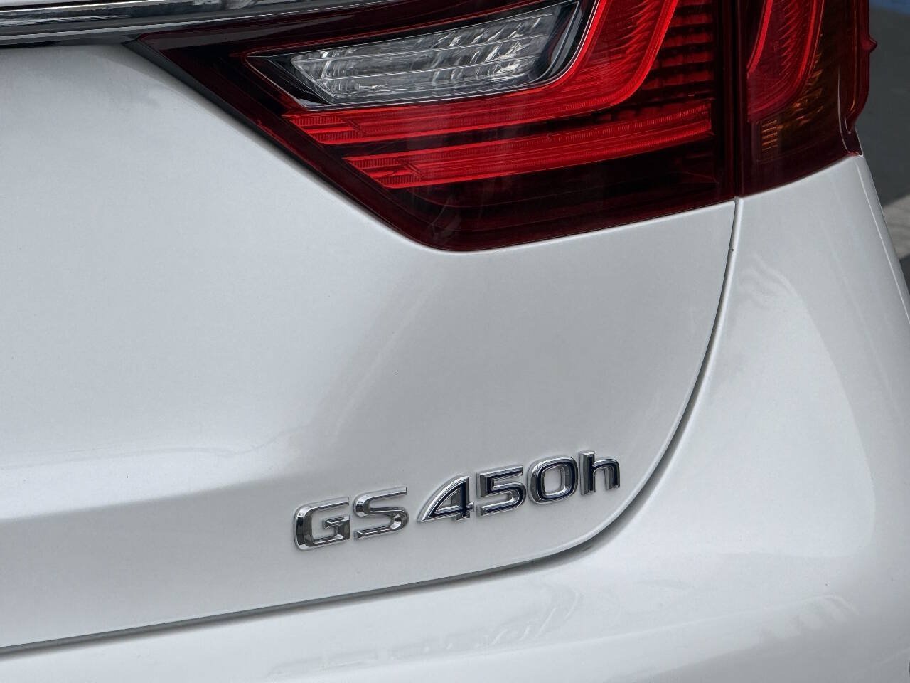 Used 2013 Lexus GS 450h RWD image 28