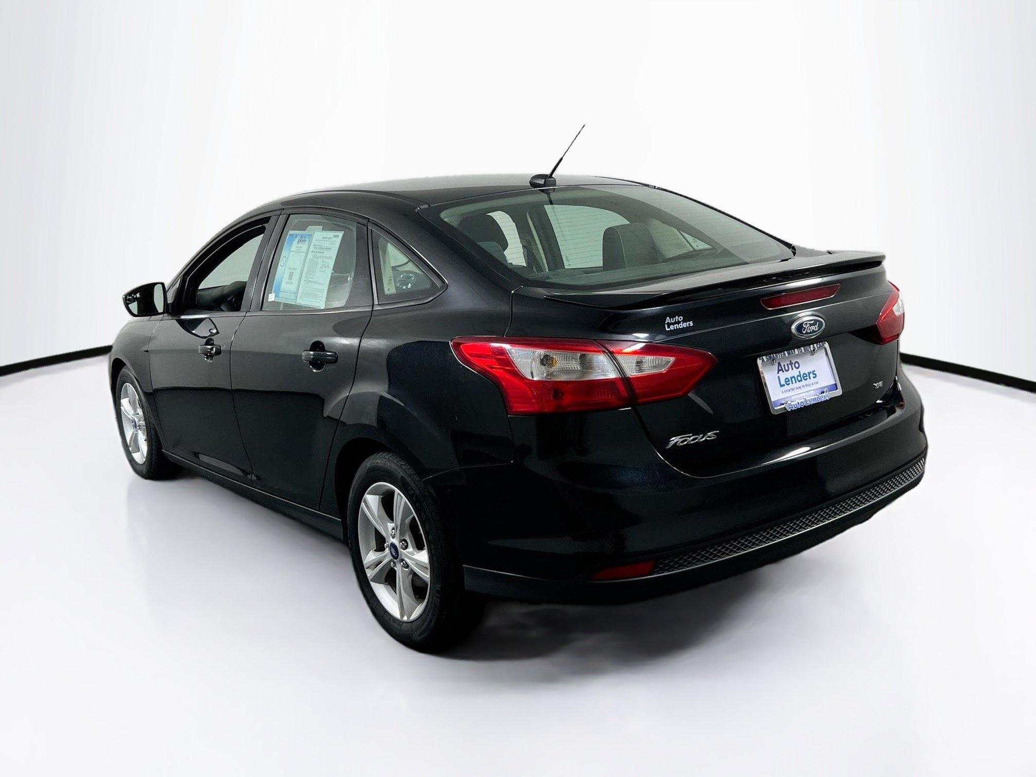 Used 2012 Ford Focus SE FWD image 7