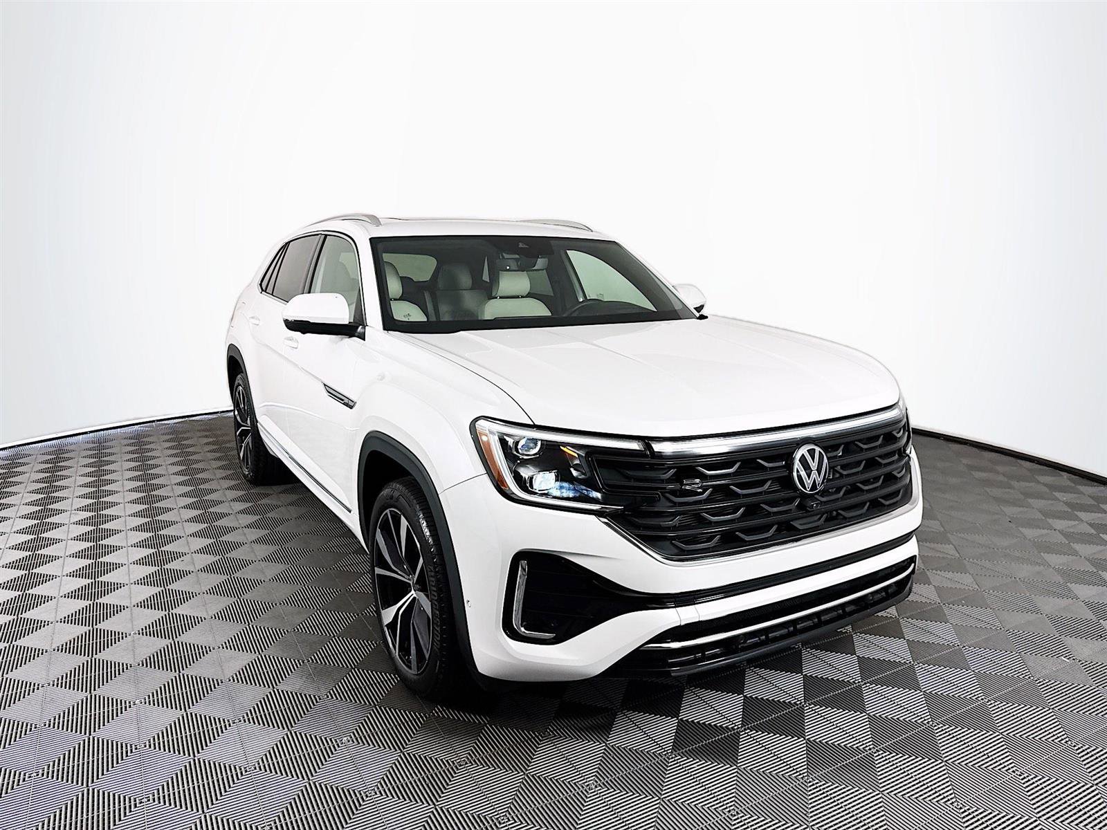 Used 2024 Volkswagen Atlas Cross Sport SEL Premium R-Line