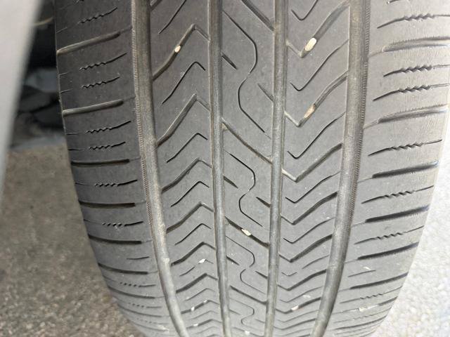 Used 2018 Lincoln MKC Select w/ Select Plus Package FWD image 11