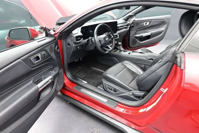 Used 2024 Ford Mustang GT Premium RWD image 16