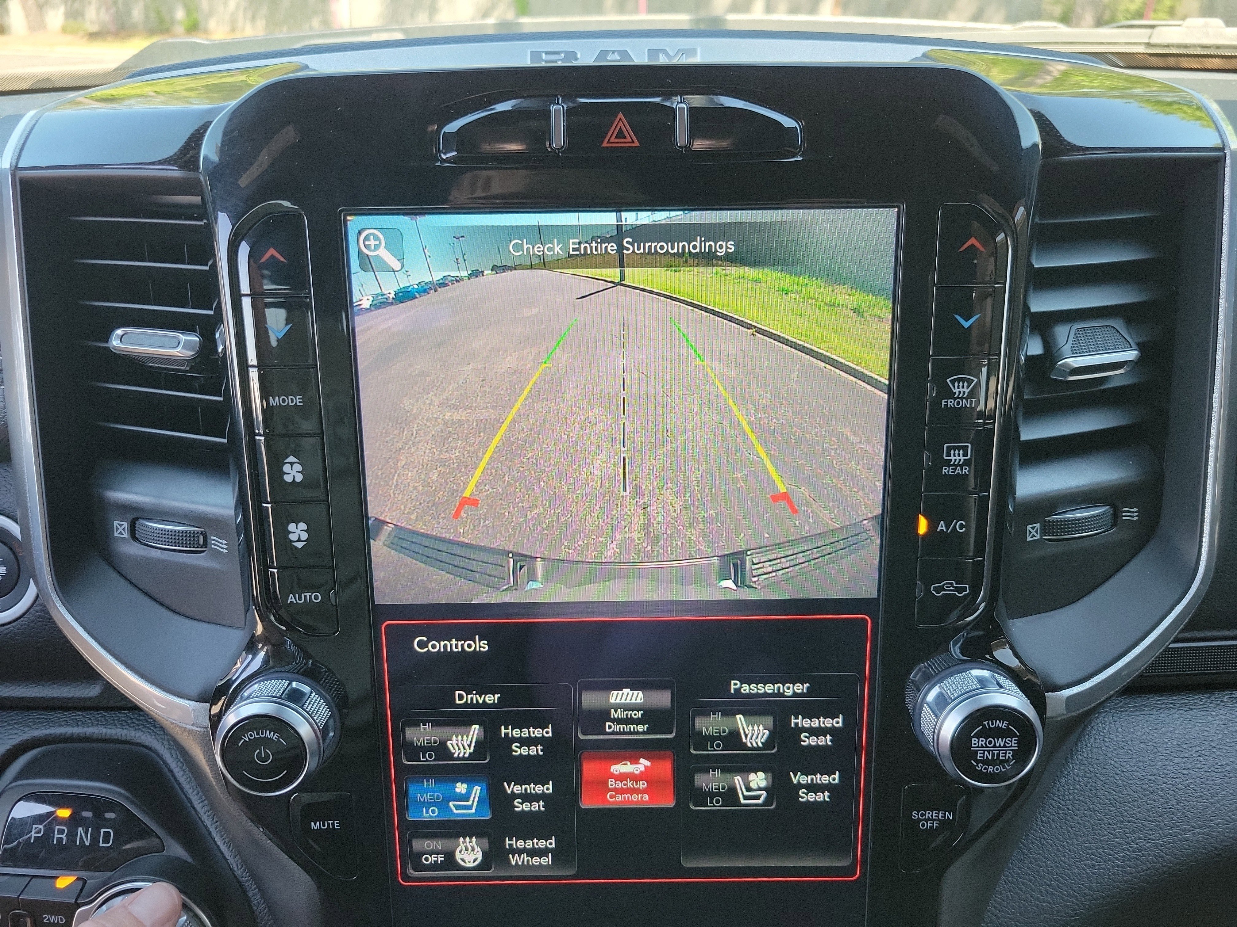 Used 2020 RAM 1500 Laramie w/ Sport Appearance Package image 14