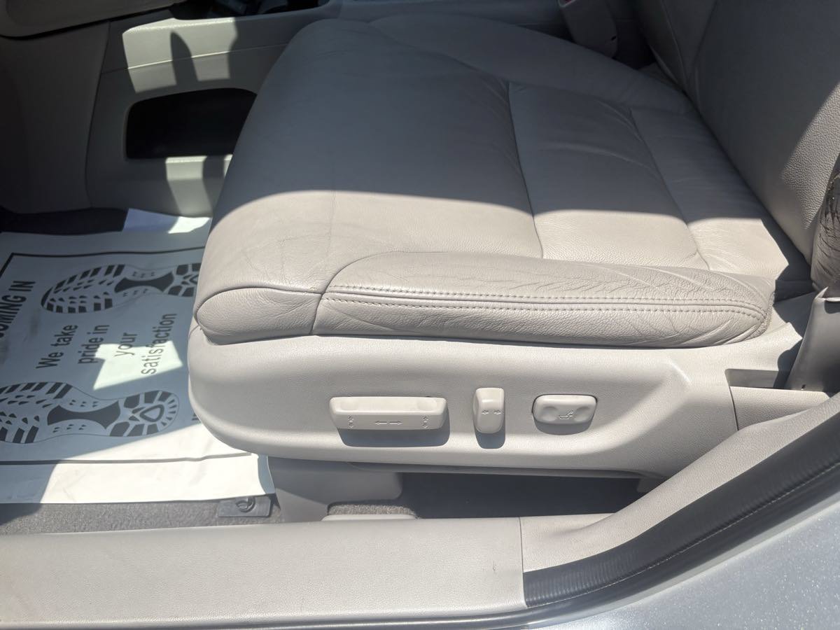Used 2014 Honda CR-V EX-L image 24