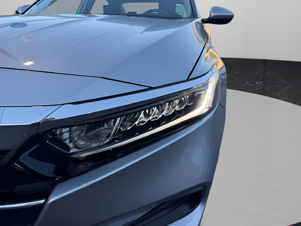 Used 2021 Honda Accord LX image 9