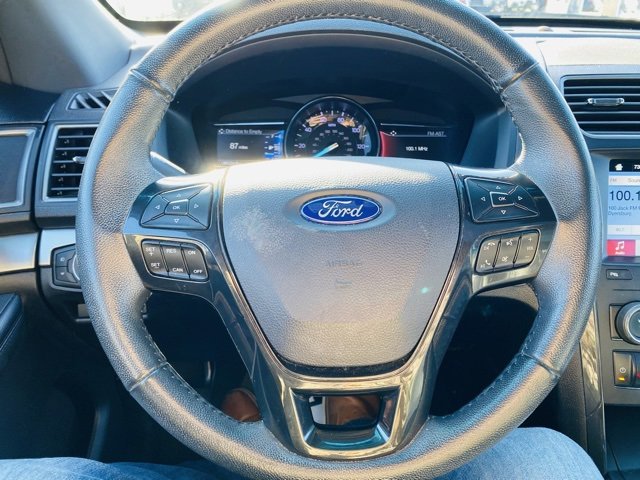 Used 2018 Ford Explorer XLT w/ Equipment Group 202A image 38