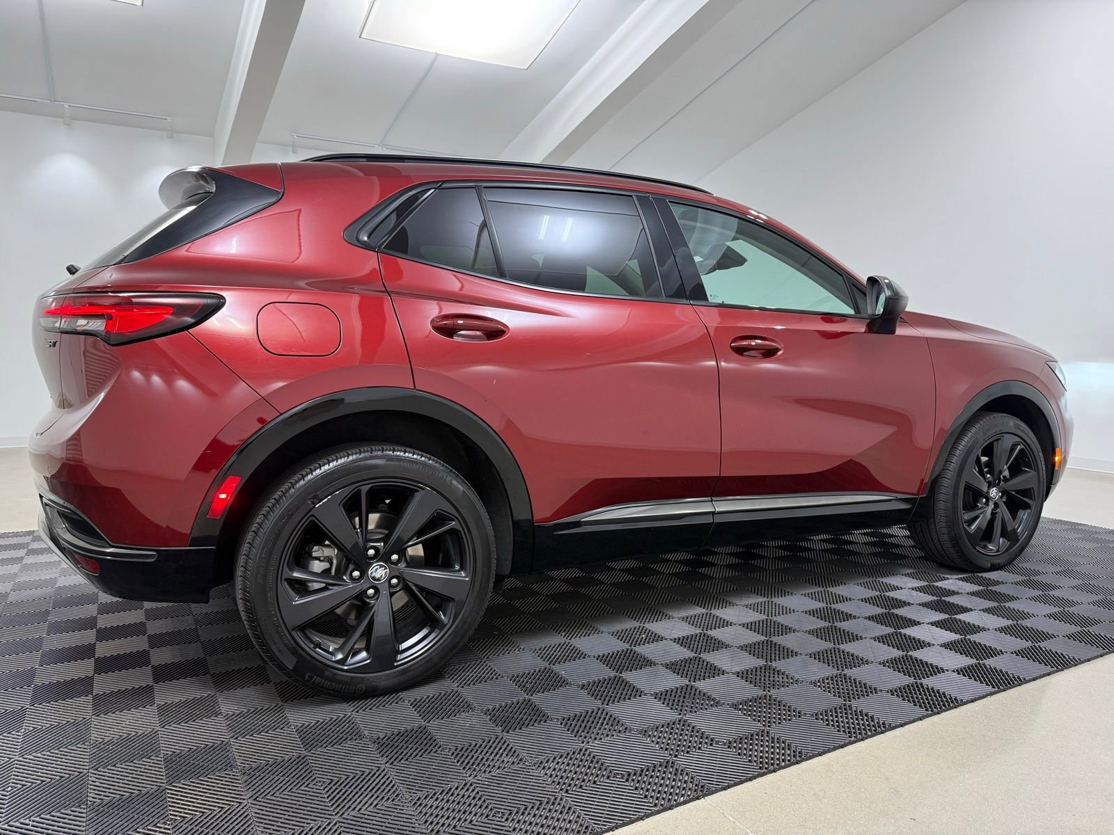 Used 2023 Buick Envision Preferred image 7