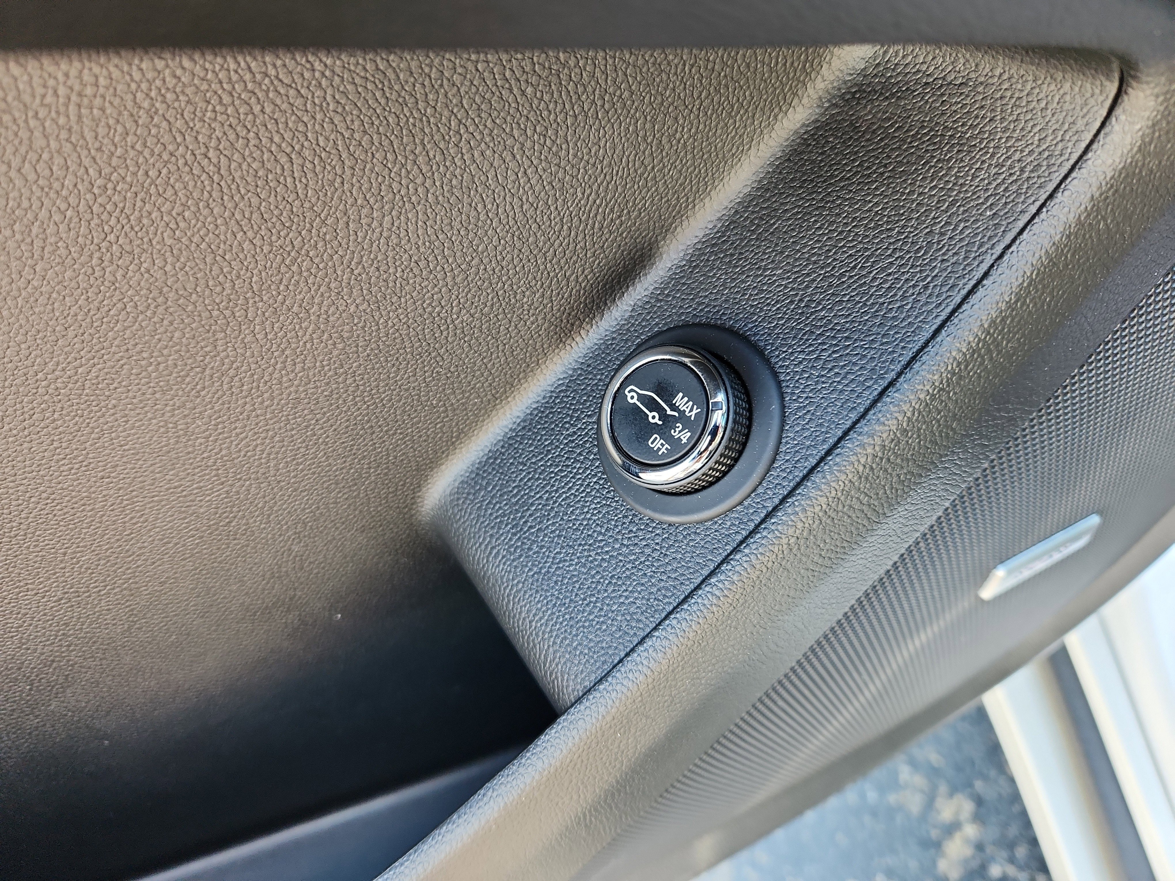 Used 2023 Chevrolet Traverse Premier w/ LPO, Floor Liner Package image 25