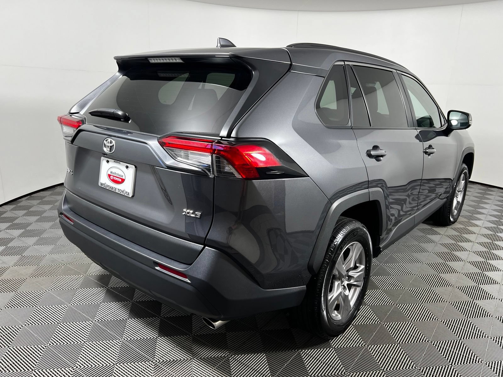 Certified 2025 Toyota RAV4 XLE FWD image 5