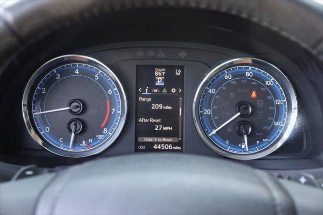 Certified 2019 Toyota Corolla SE FWD image 13