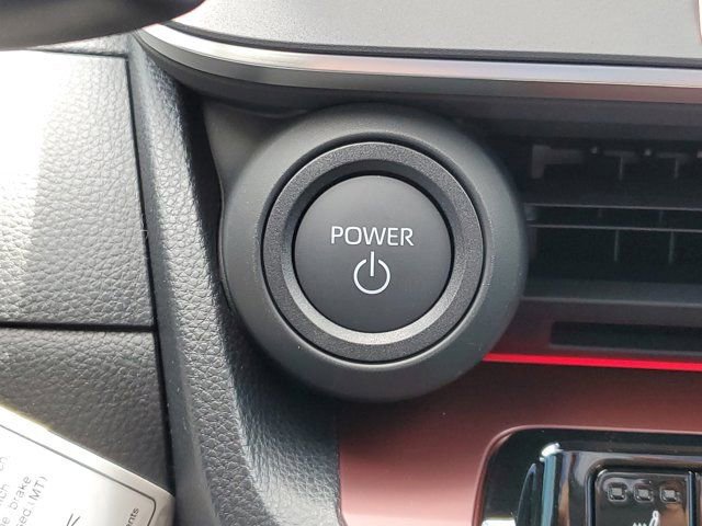 New 2025 Toyota Prius Plug-In Hybrid FWD image 31