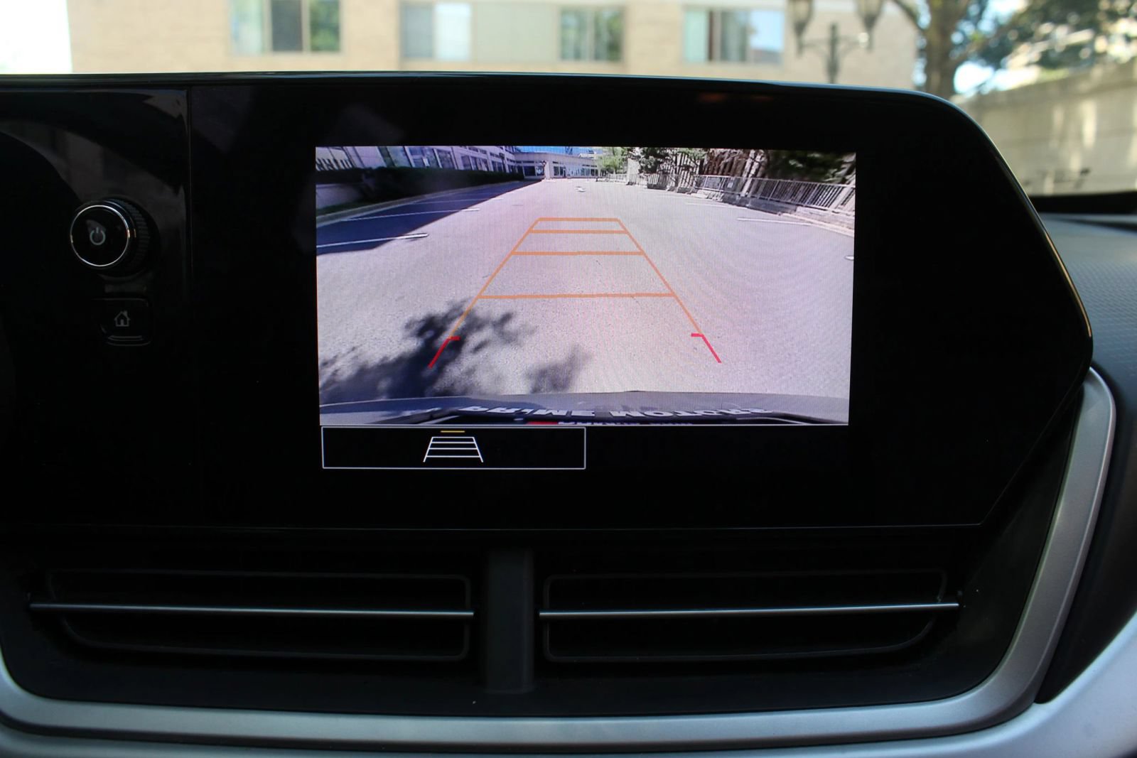 Used 2024 Chevrolet Trax LS w/ Driver Confidence Package FWD image 34