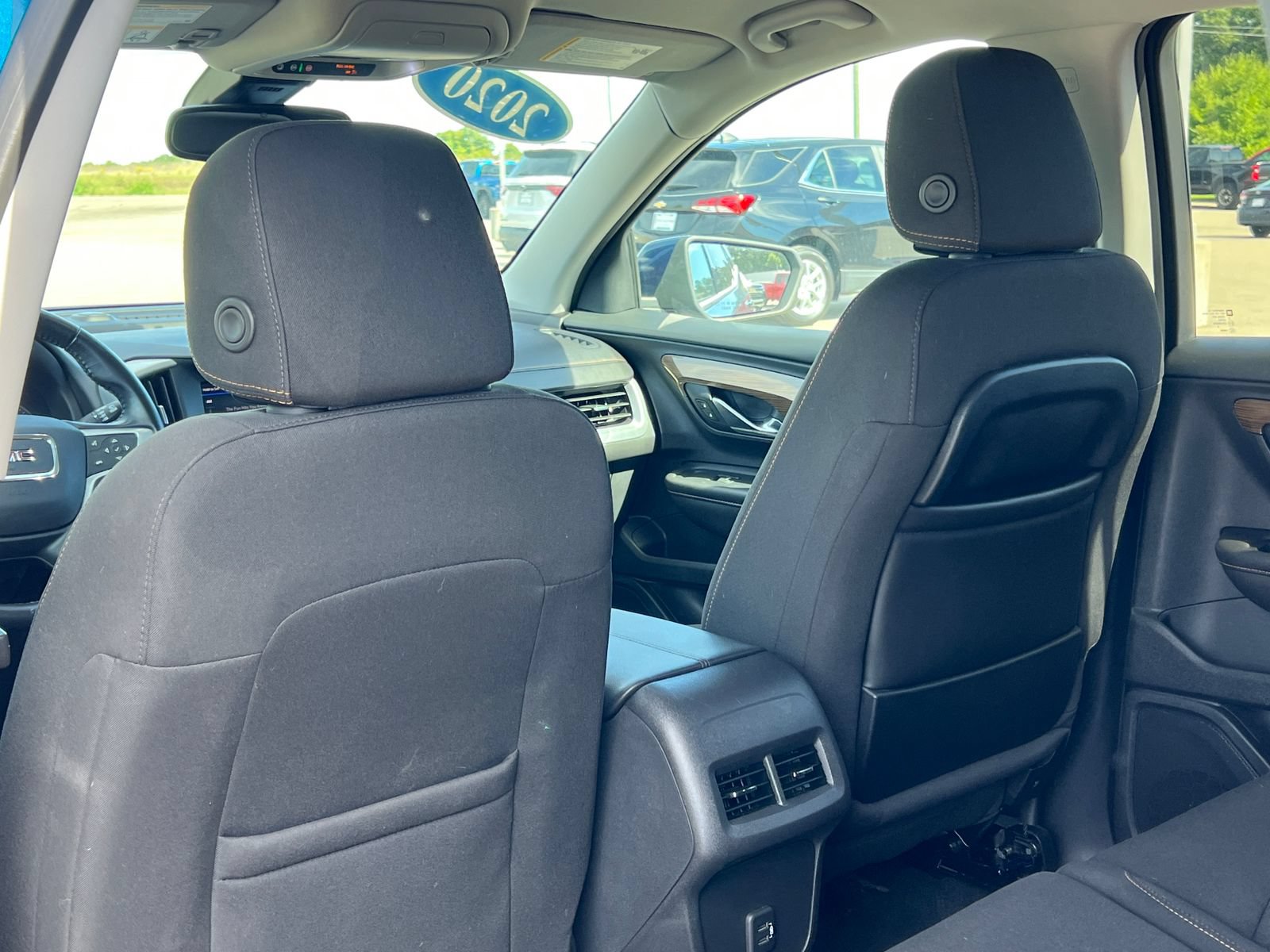 Used 2020 GMC Terrain SLE FWD image 31