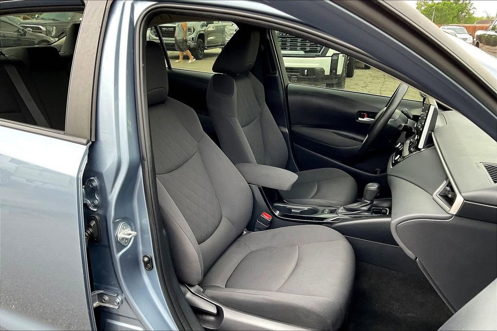 Used 2021 Toyota Corolla LE FWD image 7