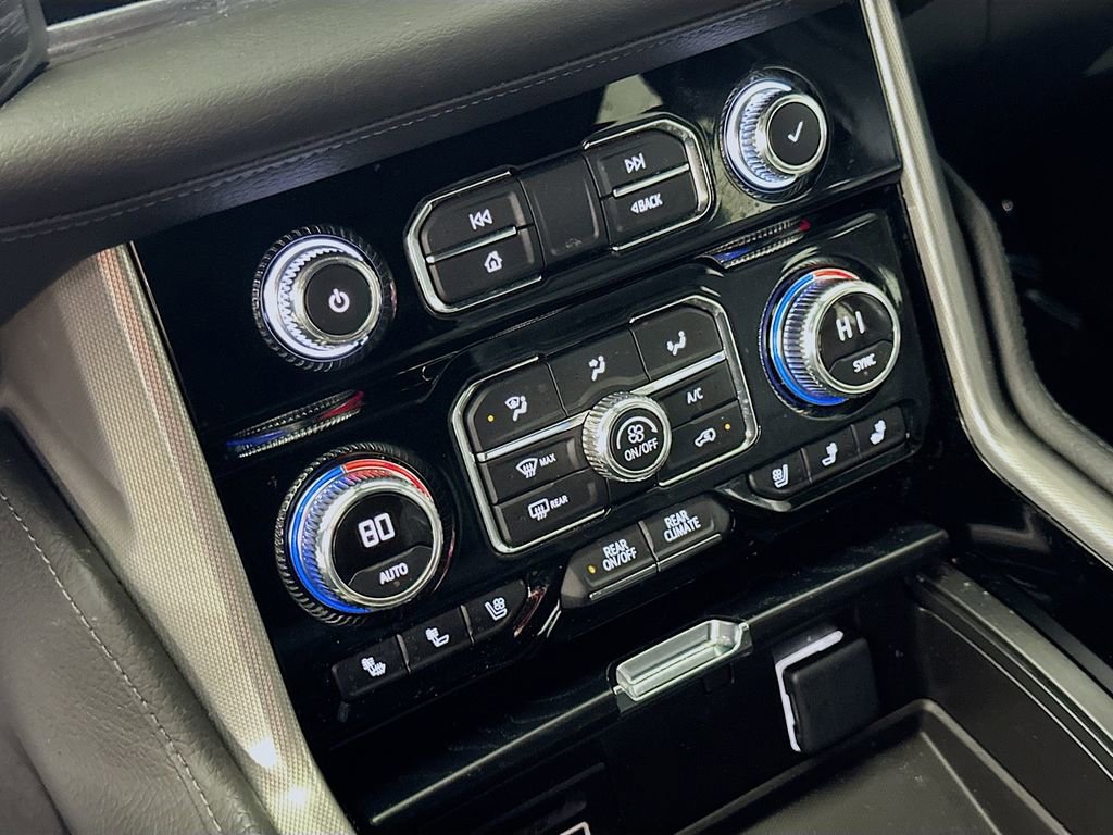 Used 2021 GMC Yukon XL Denali image 28