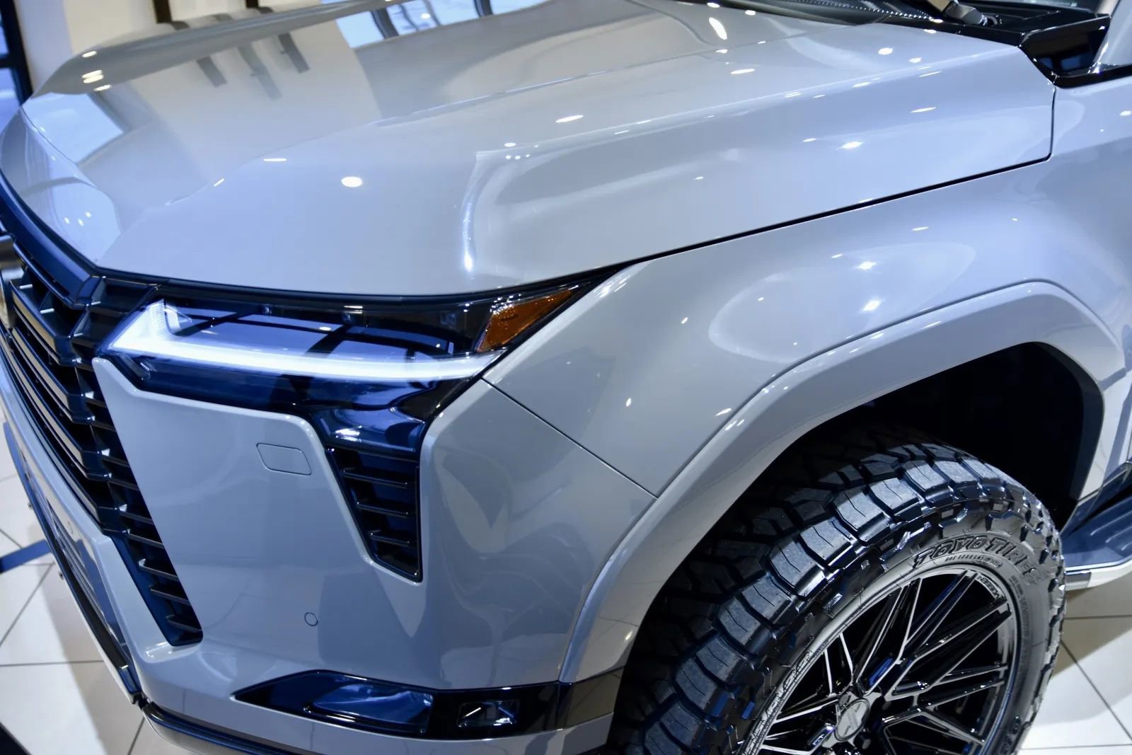 Used 2025 Lexus GX 550 image 11