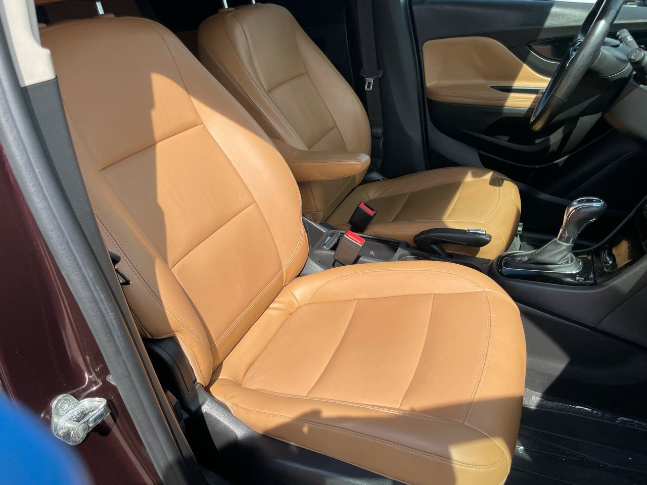Used 2017 Buick Encore Essence FWD image 33
