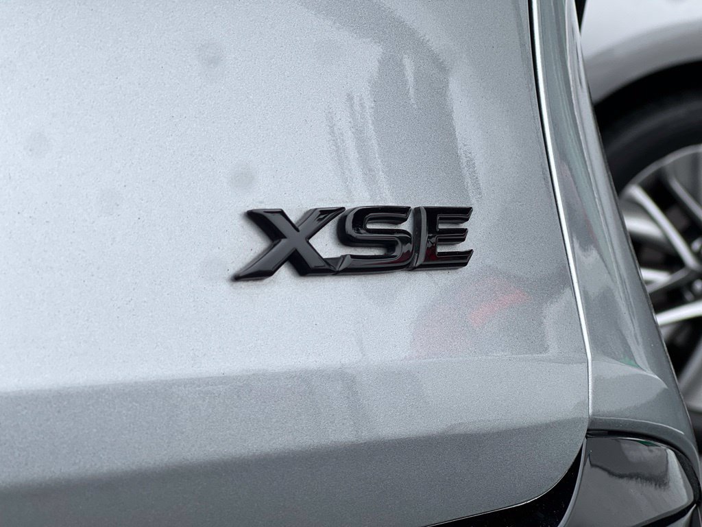 Certified 2025 Toyota Sienna XSE AWD/4WD image 12