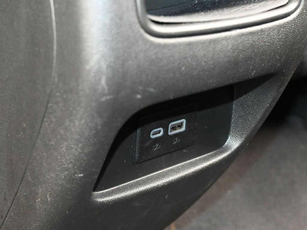 Used 2024 Cadillac XT5 Luxury image 36