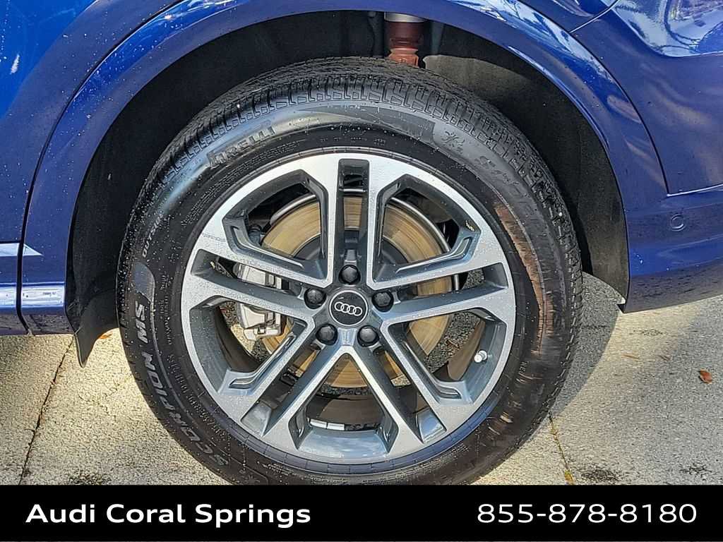 Certified 2025 Audi Q5 Premium w/ Convenience Package image 16