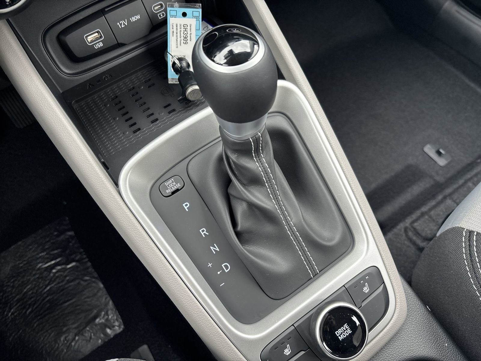 New 2026 Hyundai Venue SEL FWD image 20