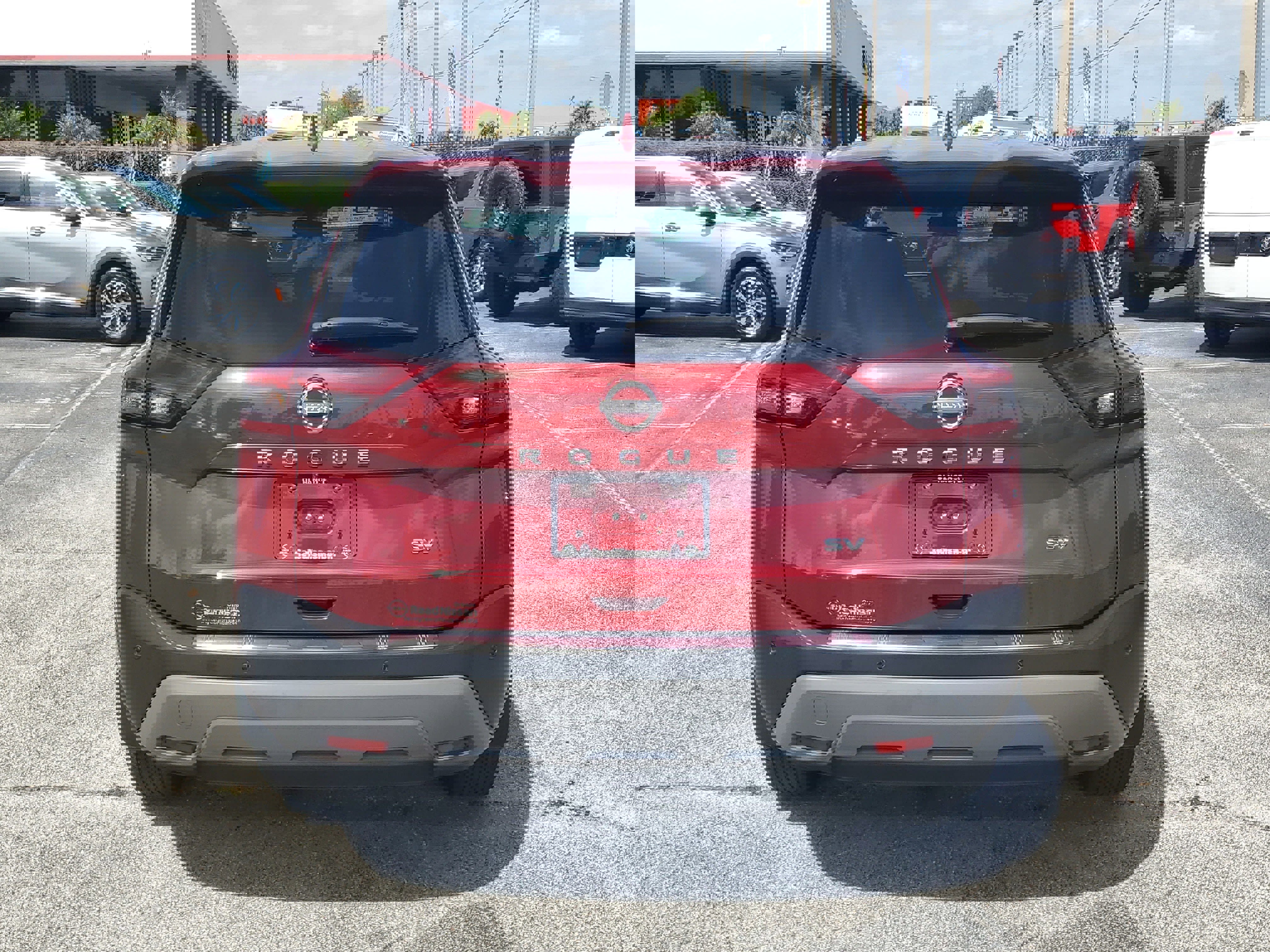 Certified 2023 Nissan Rogue SV FWD image 5