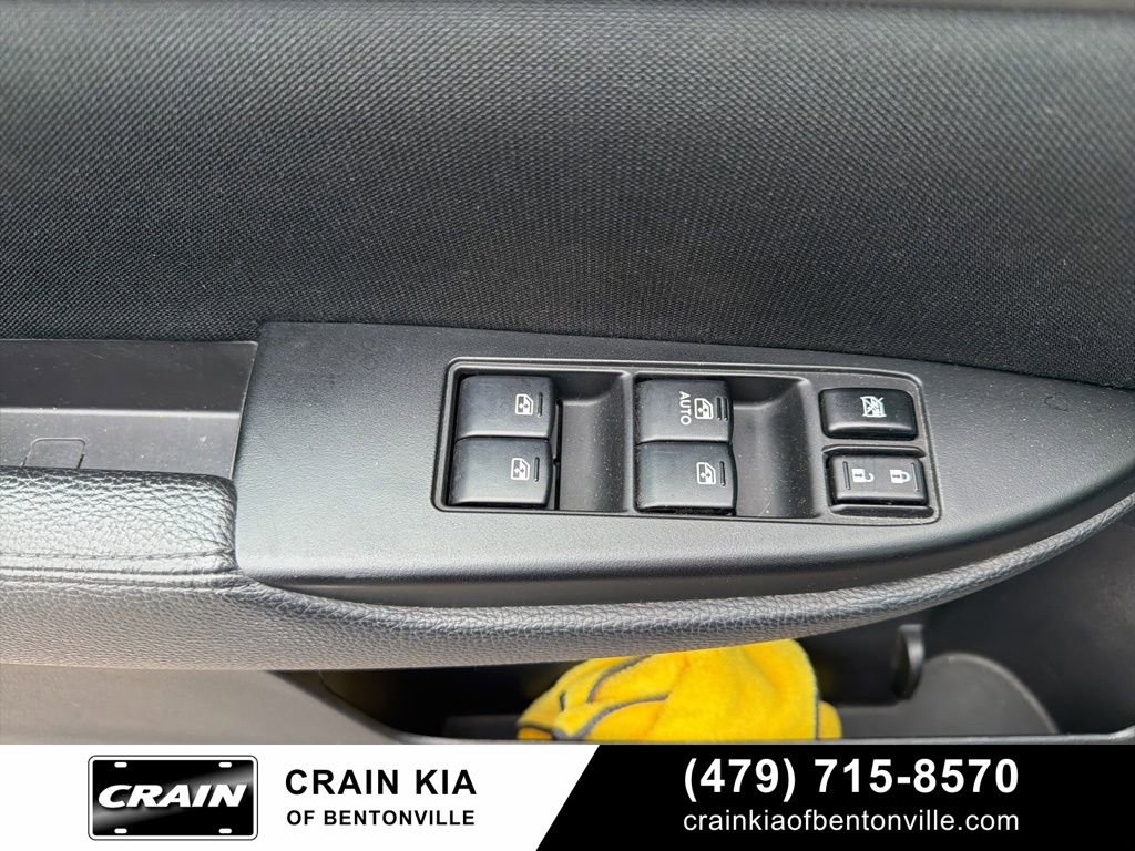 Used 2013 Subaru Outback 2.5i AWD/4WD image 12