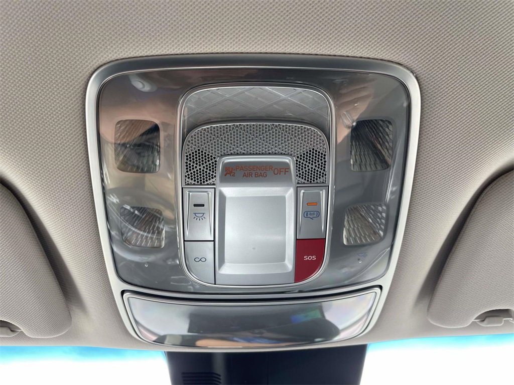 Certified 2025 Genesis GV70 2.5T image 31