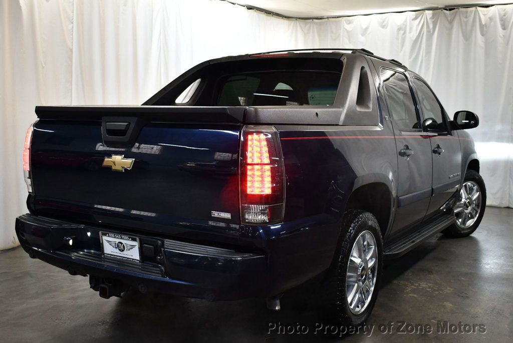 Used 2007 Chevrolet Avalanche LT image 9