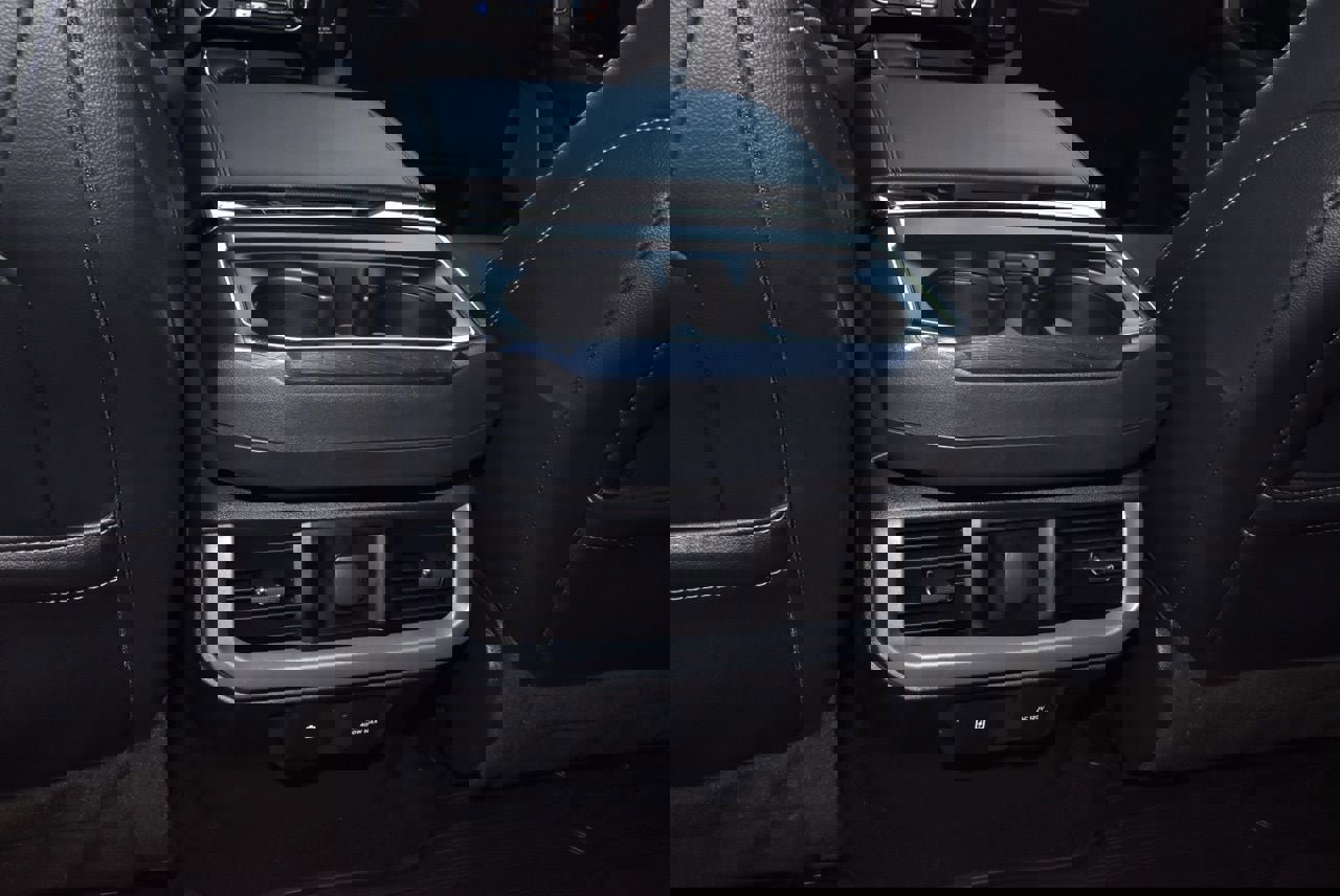 Certified 2023 Ford F150 Lariat w/ Trailer Tow Package AWD/4WD image 18