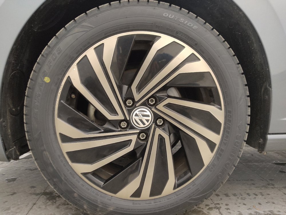 Used 2019 Volkswagen Jetta SEL Premium image 31