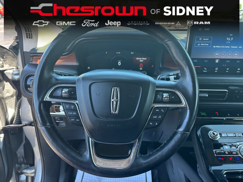 Used 2023 Lincoln Nautilus Reserve AWD/4WD image 14