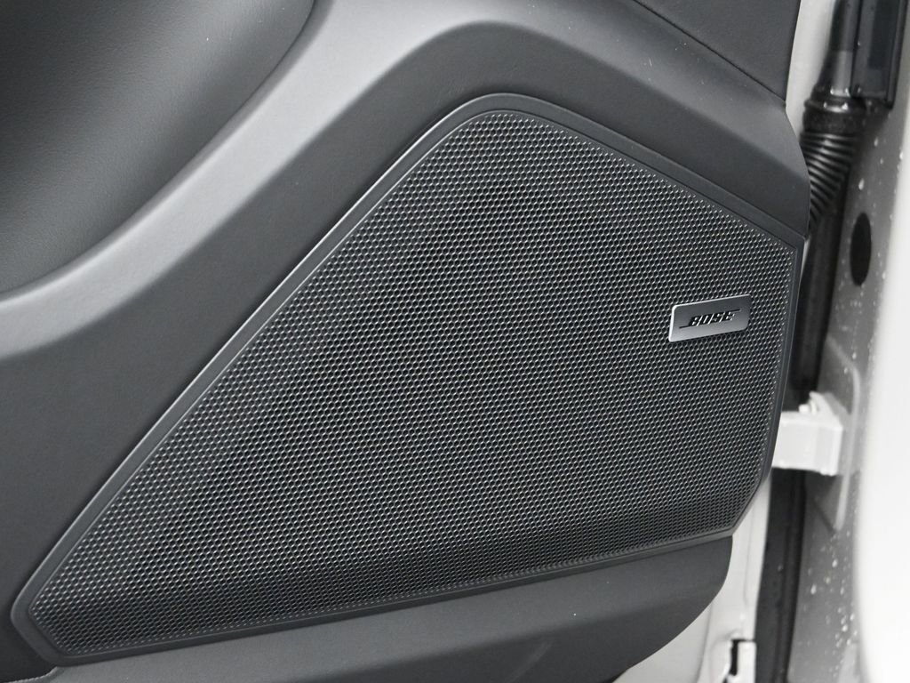 New 2026 Porsche Cayenne S image 13