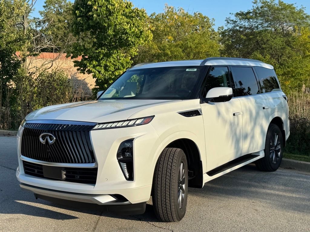 Certified 2026 INFINITI QX80 Pure w/ Cargo Package image 3