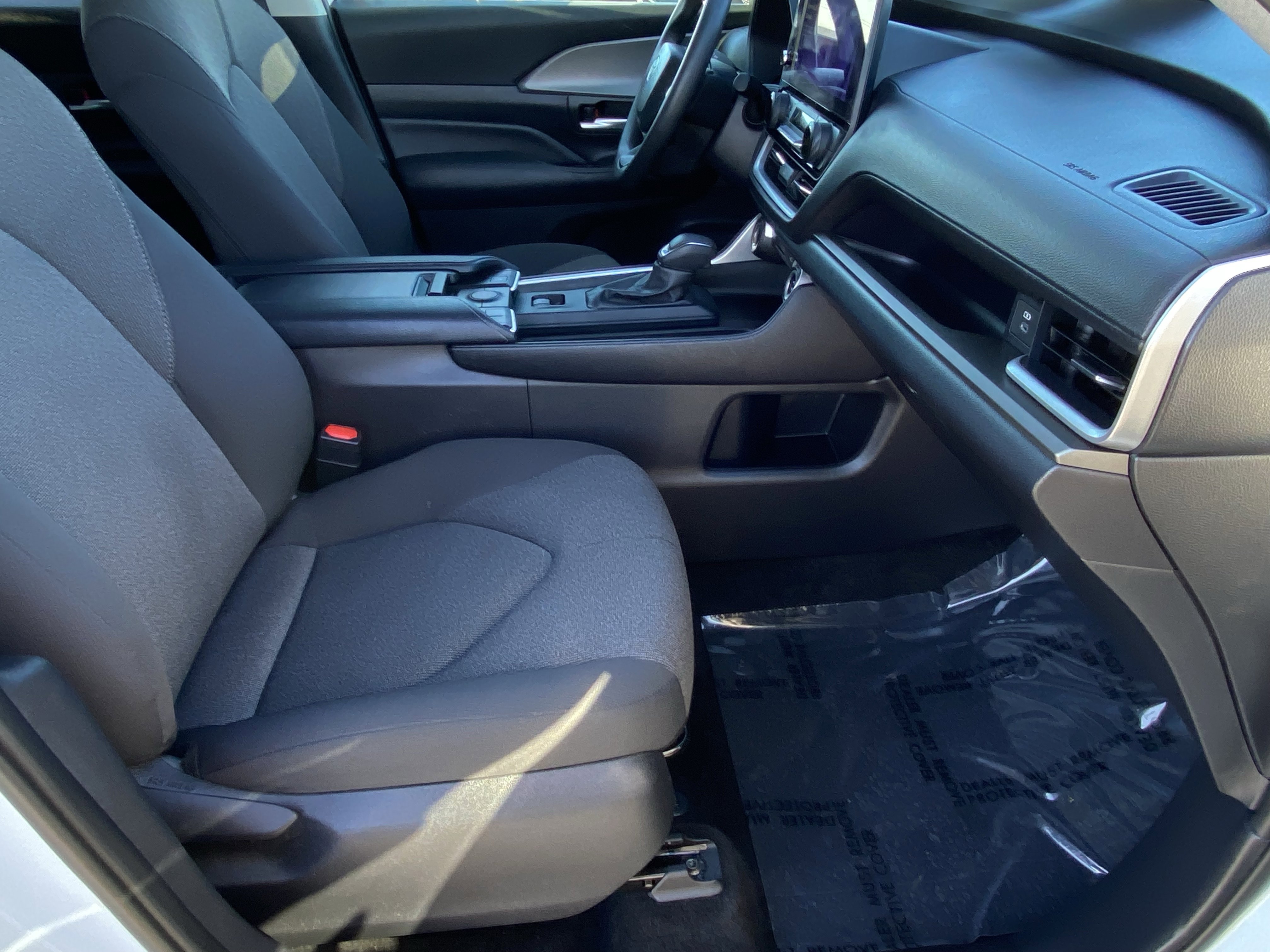 Certified 2025 Toyota Grand Highlander FWD image 10