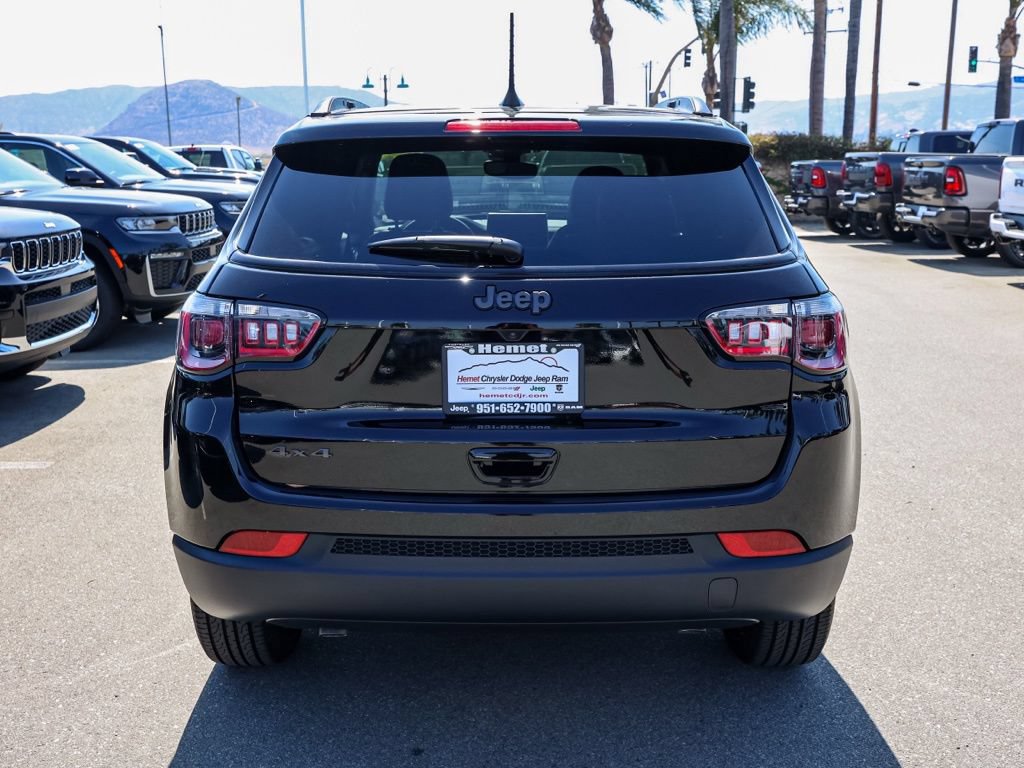 New 2026 Jeep Compass Latitude AWD/4WD image 5