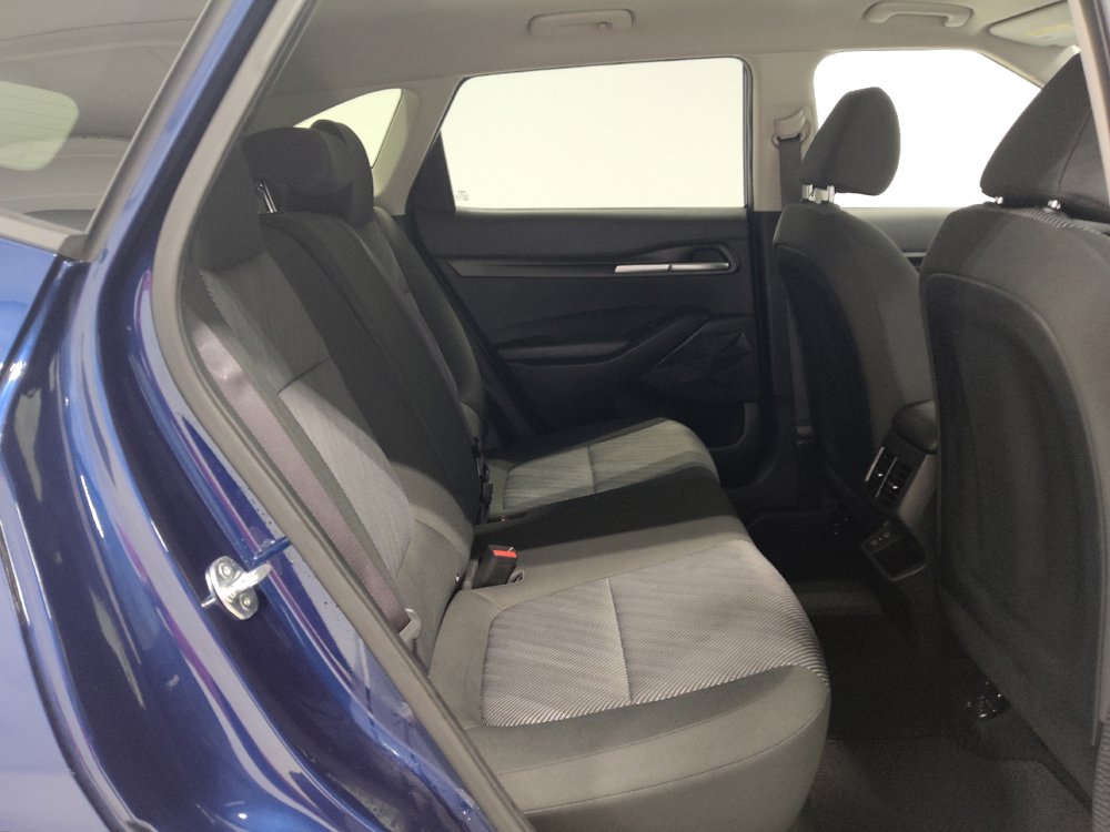 Used 2025 Kia Seltos LX AWD/4WD image 19