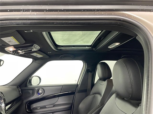 Used 2023 MINI Cooper Countryman S w/ Signature Upholstery Package image 18