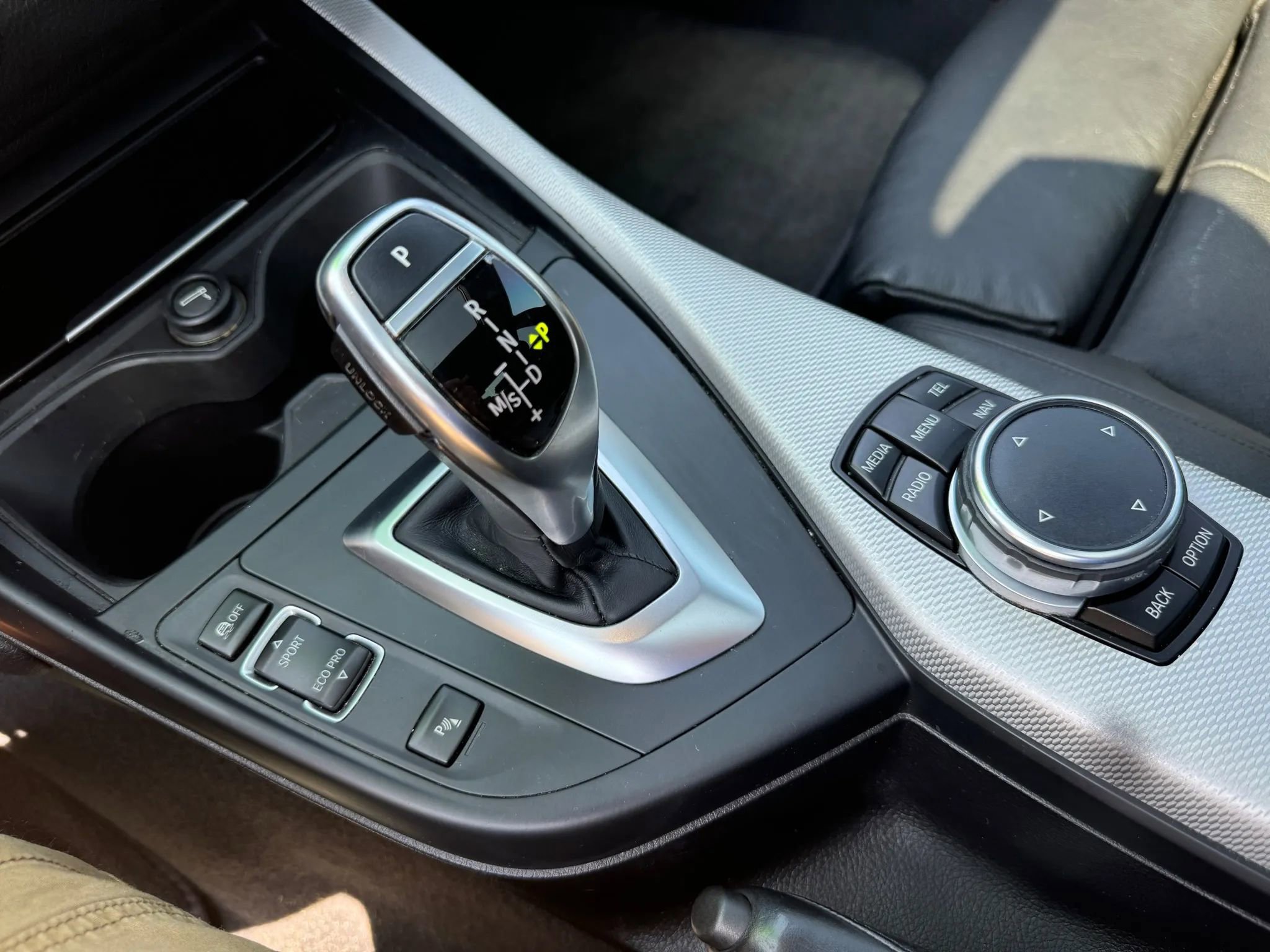 Used 2016 BMW M235i Coupe image 19